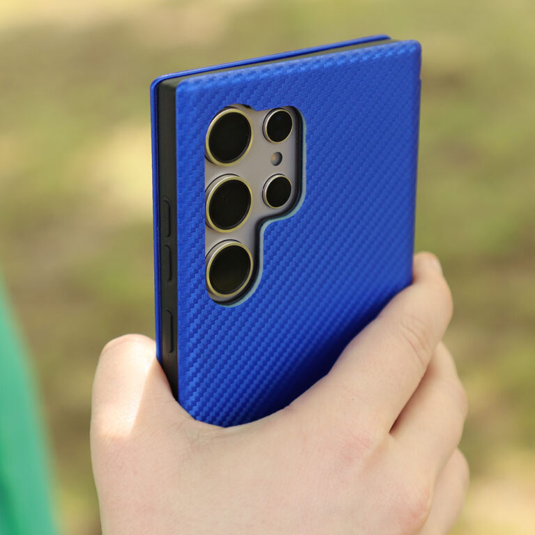 anco® Bookcase Carbon Optic – Deine Carbon Handyhülle mit Stil und Funktion Bild der Carbon Handyhülle anco bookcase carbon optic